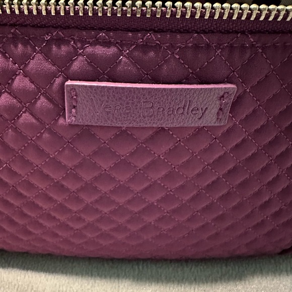 Small Vera Tote - Vera Bradley - Picture 2 of 5